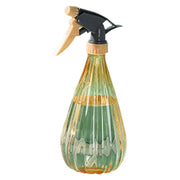 霧吹き 250ml 600ml スプレーボトル ガーデニング用品 園芸 水やり 観葉植物 花 植木鉢 鉢植え きりふき 半透明 クリアカラー おしゃれ かわいい スタイリッシュ ガーデン 庭 日用品雑貨
