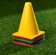 マーカーコーン カラーコーン 単品 1本 18cm 三角コーン ミニサイズ サッカー フットサル バスケット 陸上 ドリブル トレーニング 練習 ポイント 目印 スポーツ 運動