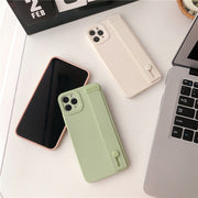 iPhoneケース スマートフォンケース スマホカバー 落下防止ベルト スタンド 多機能 背面保護 ロゴ シンプル おしゃれ iPhone13 Pro ProMax 12 11 X XS XR XSMax 8Plus 8 7Plus 7 SE アイフォン アイフォーン スマートフォンアクセサリー 女性 男性