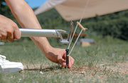 ペグ 30cm 4本セット アウトドア用品 テント タープ 固定 キャンプ ピクニック BBQ レジャー メタル製 ブラック 黒