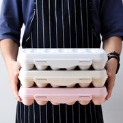 卵収納ケース 蓋付き 12個入り 18個入り 単品 卵用容器 保存容器 卵ボックス 重ね置き 無地 省スペース 割れ防止 整理整頓 シンプル 便利 冷蔵庫収納 キッチン用品 台所用品 グレー カーキ ピンク