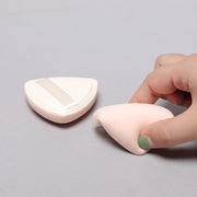 メイクパフ 単品 1個 メイク用パフ 三角 パウダー用 スポンジ 化粧用パフ メイク用品 コスメ フェイスパウダー ファンデーション リキッド BBクリーム ドライ ウェット 両用 メイクアップ 小鼻回り 目元 トライアングル 小さめ コンパクト メイク道具