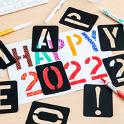 アルファベットテンプレート 42枚セット アルファベット 数字 記号 製図 定規 文房具 多機能 描画テンプレート 防水 曲がる デザイン カフェ お店装飾 装飾 看板 メニュー ポスター DIY はがき 年賀状 手紙 手帳 ぬりえ 知育 勉強 デコレーション クリスマス ハロウィン イベント 行事 発表会