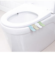 便座取っ手 便利グッズ 便座ハンドル リフター テープ付き 持ち手 持ち上げ トイレ用品 便座上げ 開閉 清潔 衛生用品 シンプル クリップ かわいい おしゃれ