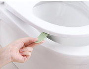 便座取っ手 便利グッズ 便座ハンドル リフター テープ付き 持ち手 持ち上げ トイレ用品 便座上げ 開閉 清潔 衛生用品 シンプル クリップ かわいい おしゃれ