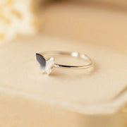 指輪 オープンリング アクセサリー レディース 女性用 シルバーカラー バタフライ 蝶 調整可能 かわいい おしゃれ シンプル ギフト 記念日 誕生日 プレゼント 贈り物 ファッション小物