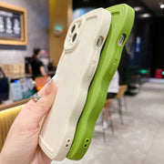 iPhoneケース スマホケース ソフトケース シリコンケース 背面保護 傷防止 汚れ防止 シンプル ウェーブ お洒落 iPhoneカバー スマホカバー スマートフォンケース アイフォンケース プチギフト 贈り物