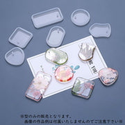 シリコンモールド 抜き型 レジン型 ハンドメイド UVレジン 樹脂粘土 型枠 DIY 手芸 アクセサリー キーホルダー チャーム ペンダント サークル スクエア 円 丸 四角 ハート