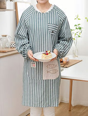 割烹着 かっぽう着 エプロン スモック風 レディース 保育士 作業服 袖付き 長袖 ポケット 料理 キッチン ガーデニング 防水 撥水 ワークエプロン 大人用 介護士 看護師 ストライプ ロング ゆったり 体型カバー 丸首 ラグラン パフスリーブ 袖口ゴム 動きやすい 着脱簡単 汚れ防止 ロゴ おしゃれ 飲食店 美容院 幼稚園 カフェ 女性 ギフト 贈り物 母の日 敬老の日